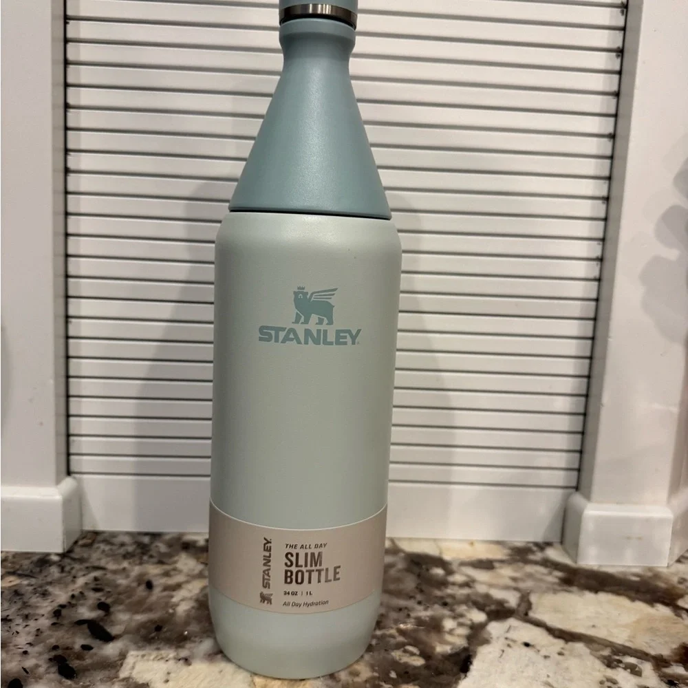 Stanley Pale Mint Green Vacuum Bottle - Picture 2 of 7